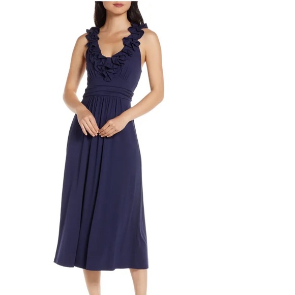 plain summer maxi dresses Trina Turk Women's Akumi Sleeveless Lace Maxi Dress in Green size 10
